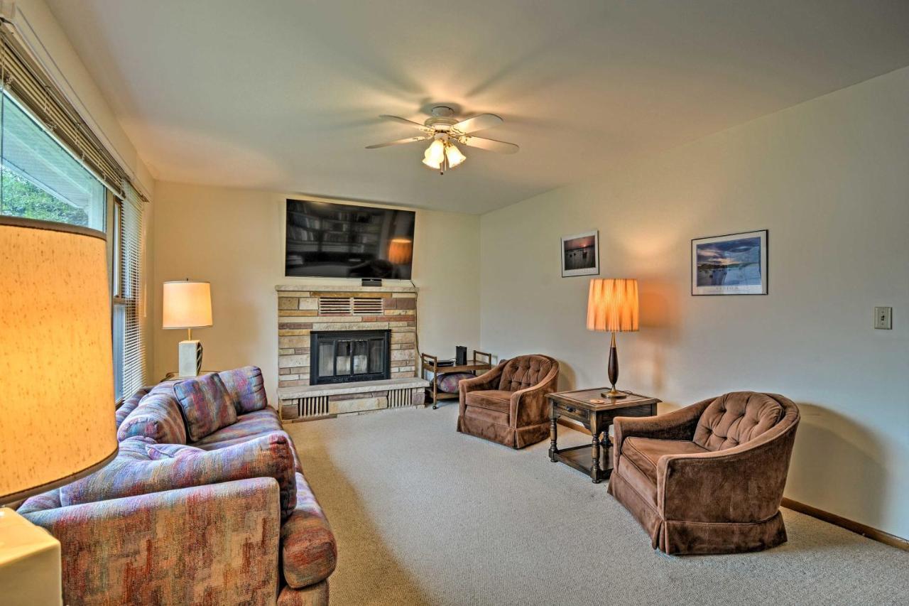 Lake Huron House With Grill And Beach Access! East Tawas Zewnętrze zdjęcie