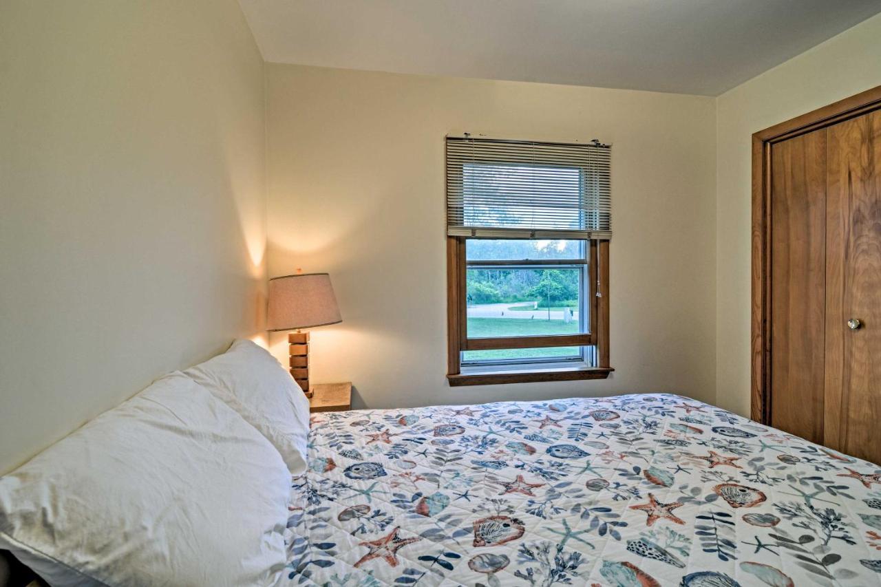 Lake Huron House With Grill And Beach Access! East Tawas Zewnętrze zdjęcie