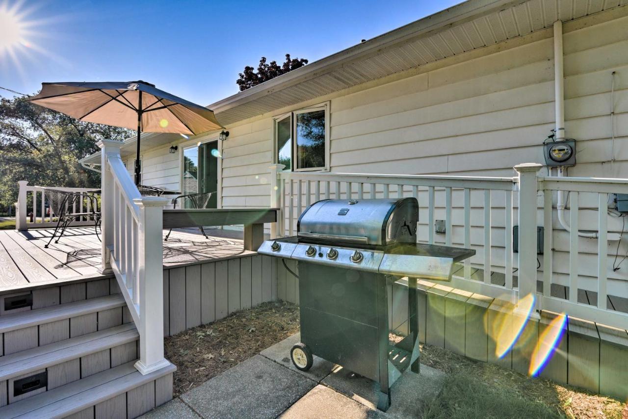 Lake Huron House With Grill And Beach Access! East Tawas Zewnętrze zdjęcie